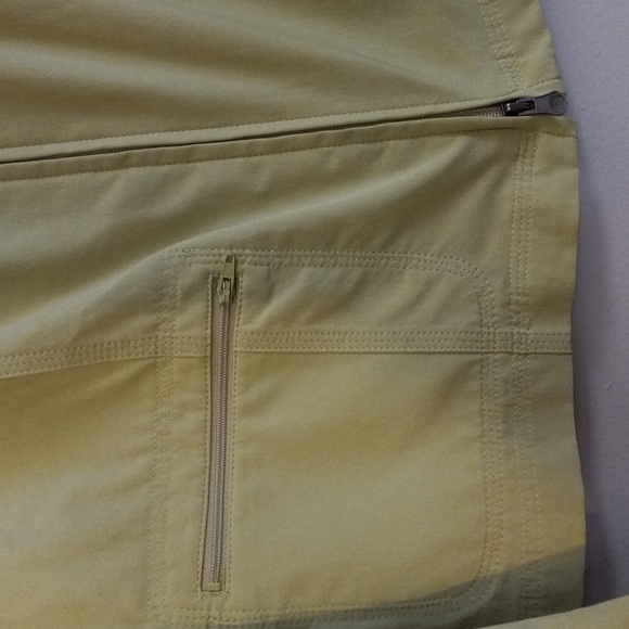Zenergy By Chico's Sage Colored, 1 Pocket, Zip Up,  LIGHTWEIGHT, Jacket - Picture 4 of 11